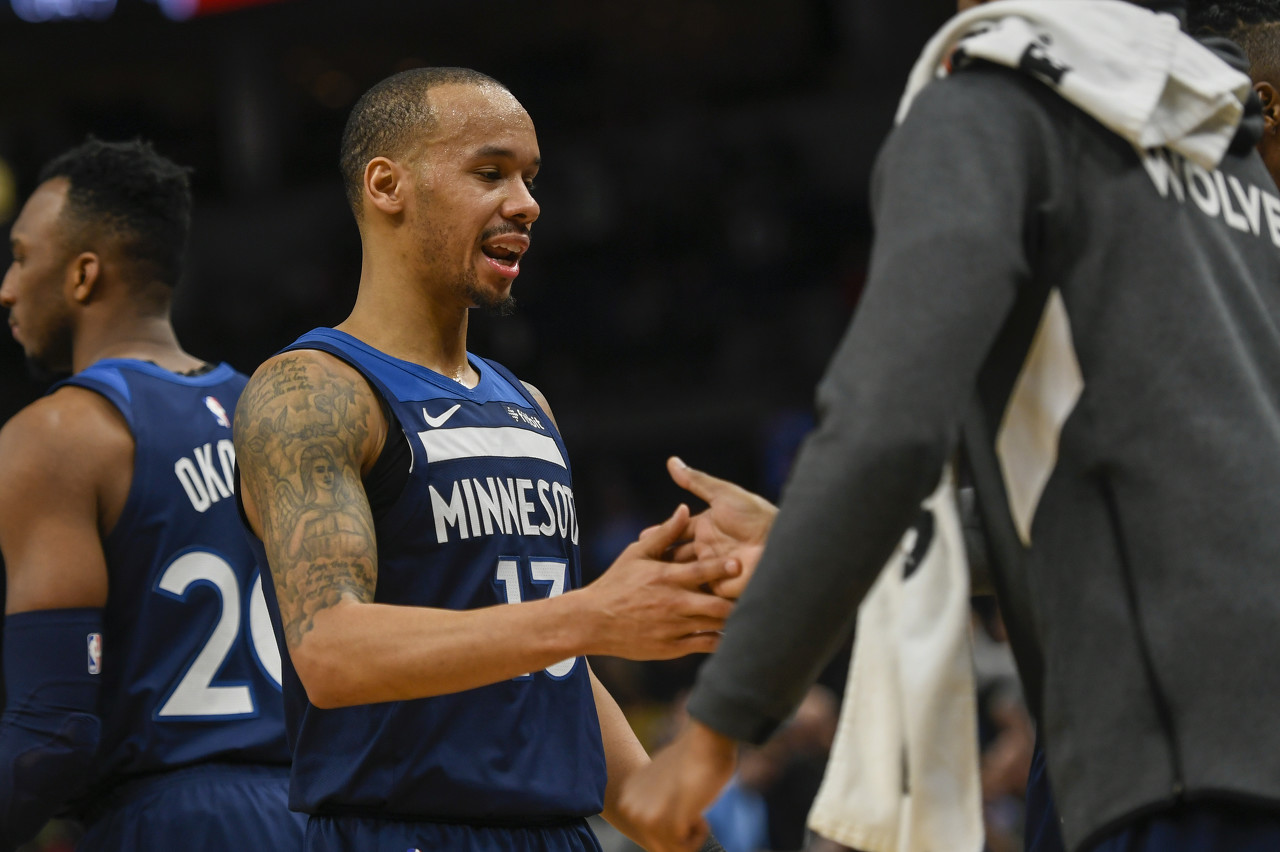 英冠战报：哈里斯、普瓦赫塔建功，牛津联2-1伊普斯维奇