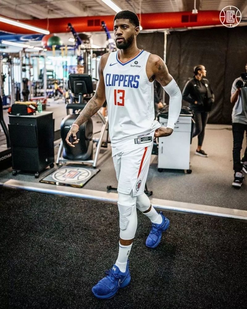 亚洲羽球混合团体赛｜ 落后下展现大心脏 梁峻豪顽强拼劲值得表扬