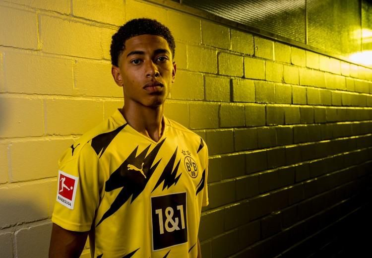 中超第29轮观众人数：成都蓉城主场41242人居首，场均26369人