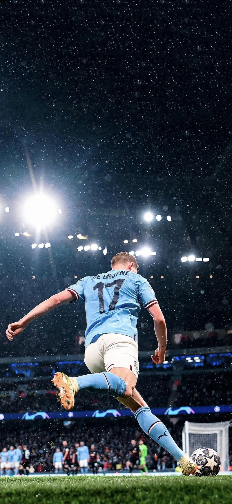 埃梅里告别阿尔巴：当初你被不情愿地改造成边后卫，要给你个拥抱