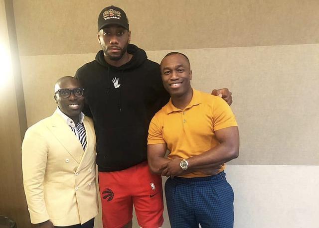 轻伤不下火线！哈登仍将首发出战尼克斯卢：他渴望每场都打